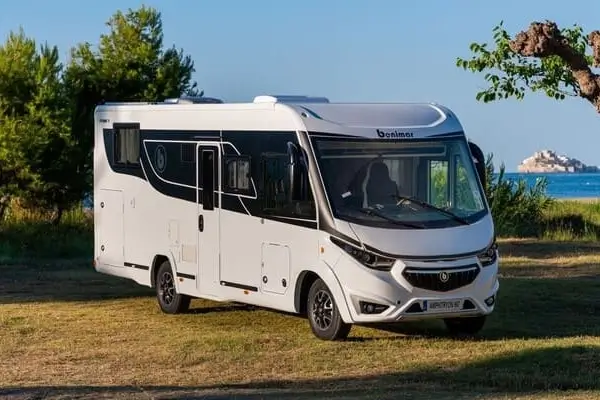 Benimar Amphitryon 967 Northautokapp